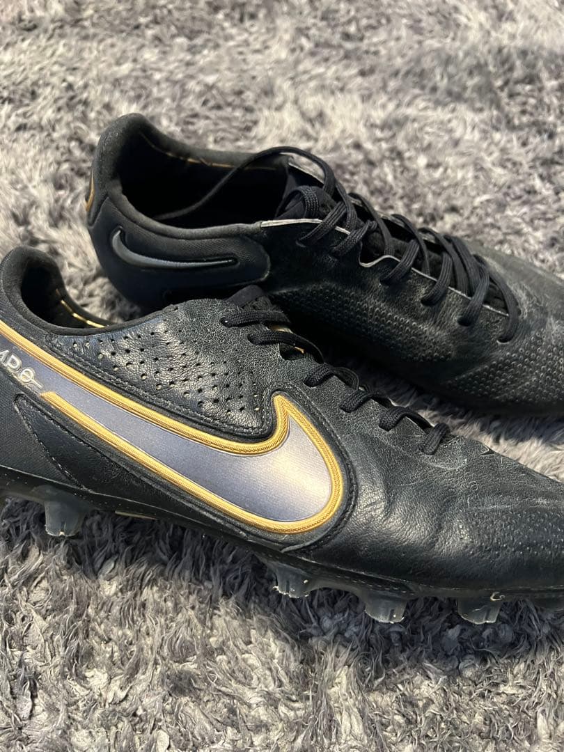 NIKE レジェンド9エリート（ブラックxゴールド）サッカー26.5cm