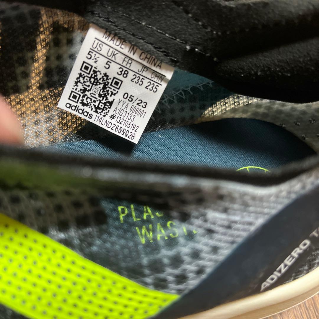【週末値下げ】アディダス ADIZERO TAKUMI SEN9 23.5cm