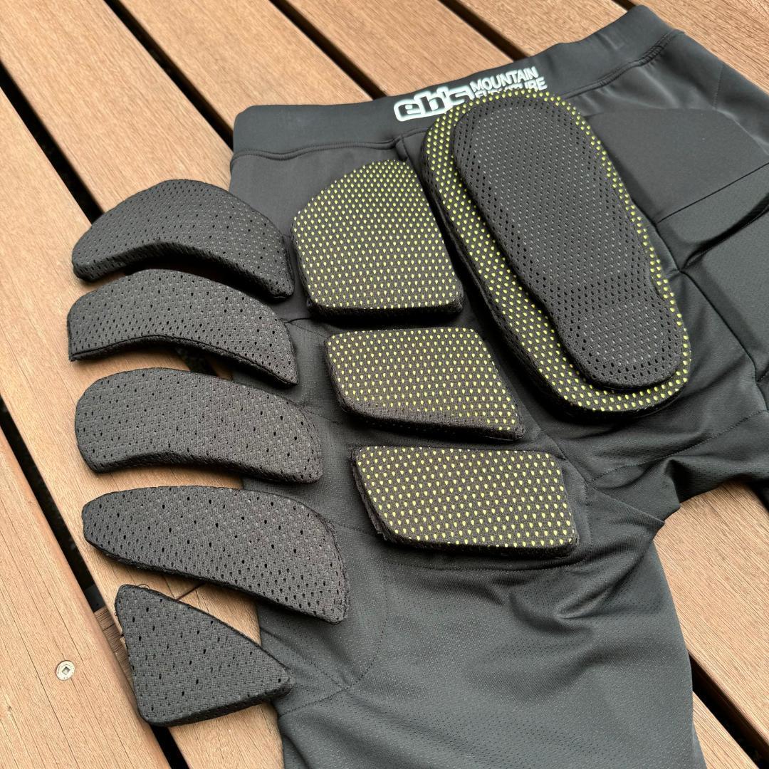拓也takunさん専用　新品】eb's HIP PROTECT XRD
