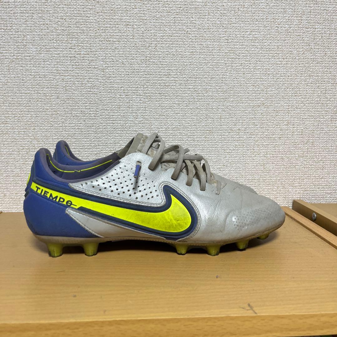 NIKE TIEMPO サッカーシューズ スパイク