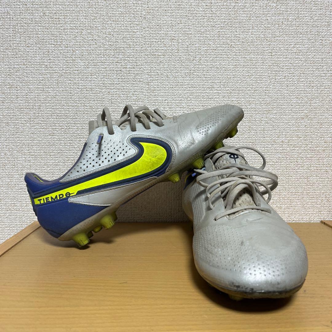 NIKE TIEMPO サッカーシューズ スパイク