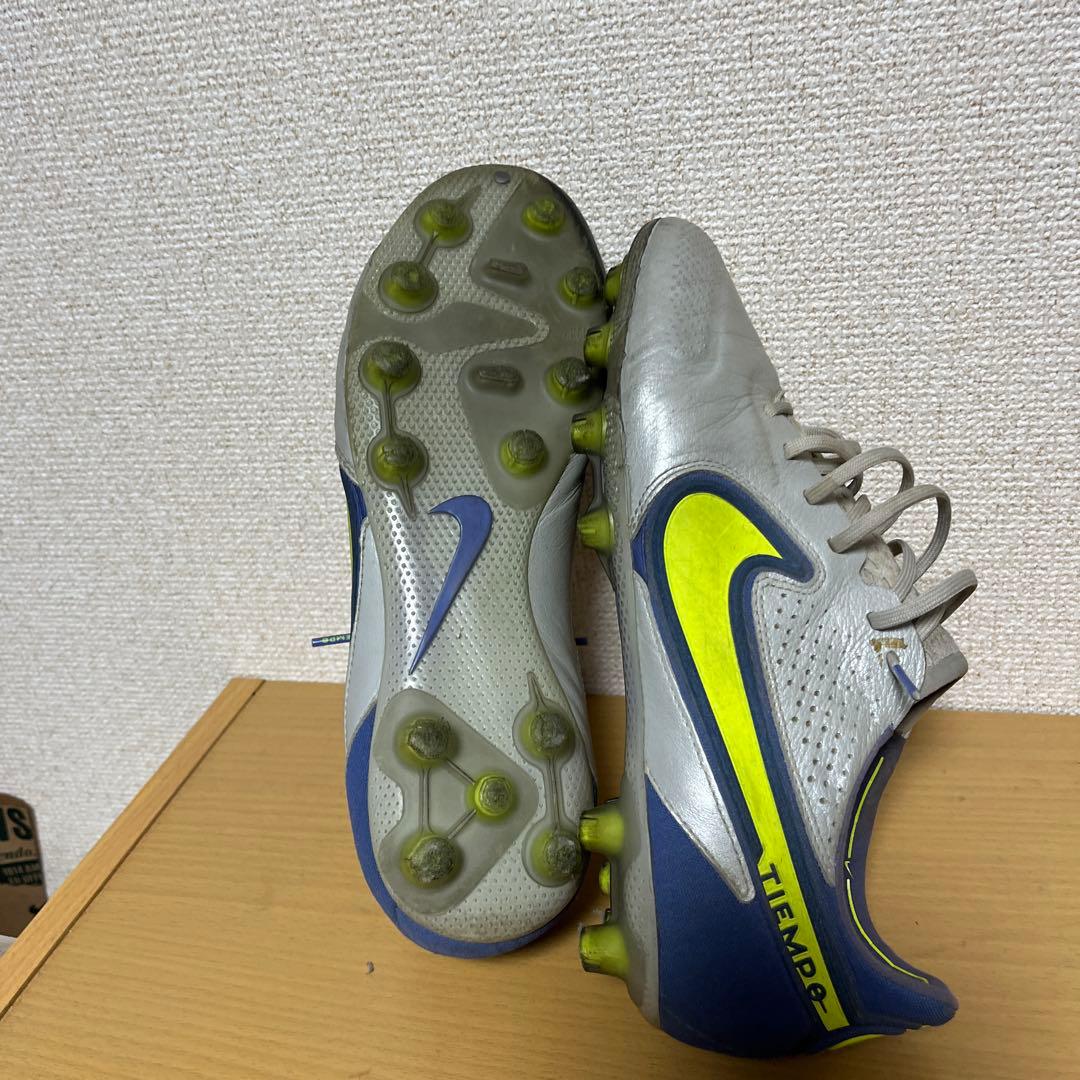 NIKE TIEMPO サッカーシューズ スパイク