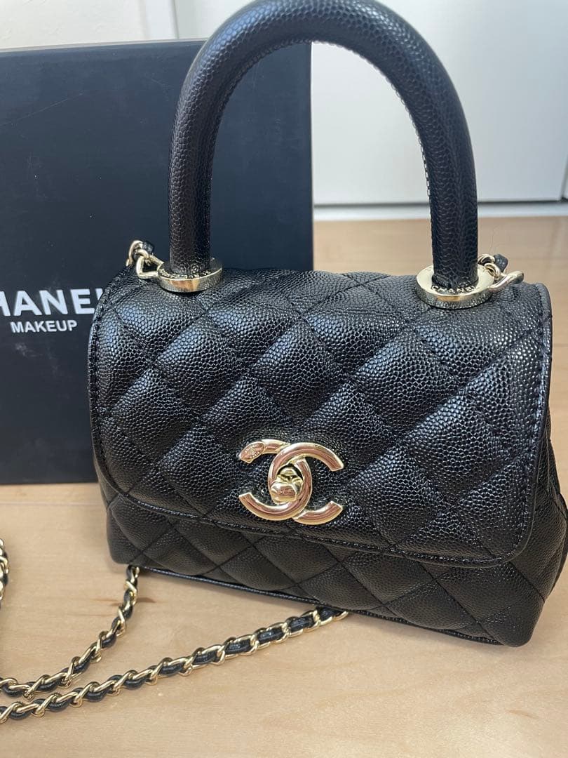 シャネル　CHANEL ノベルティ　ショルダーバッグ