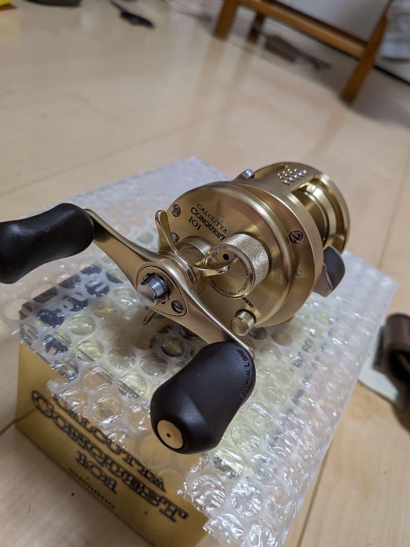 【美品】SHIMANO CALCUTTA CONQUEST 101