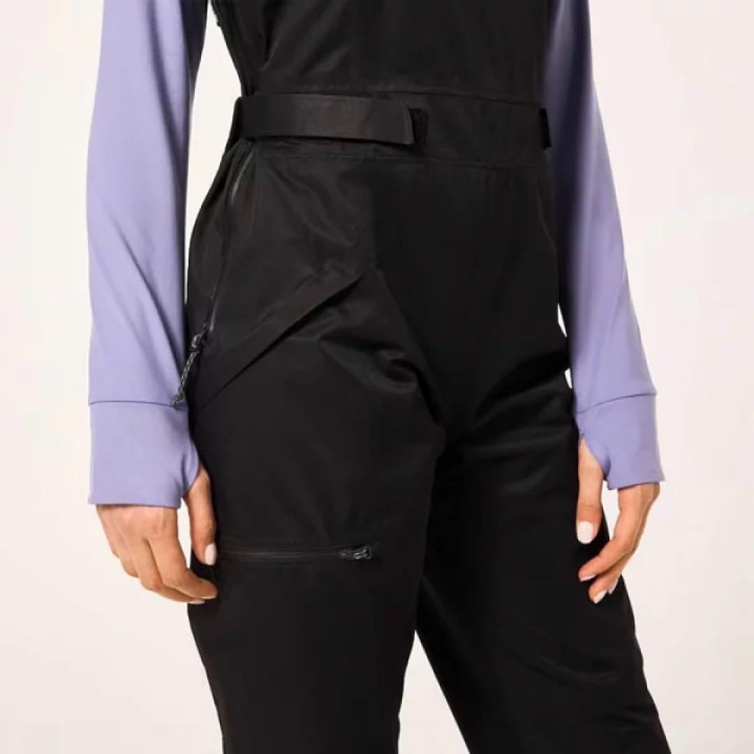 オークリー　スノーボード　スキー　ビブパンツ　ブラック　新品