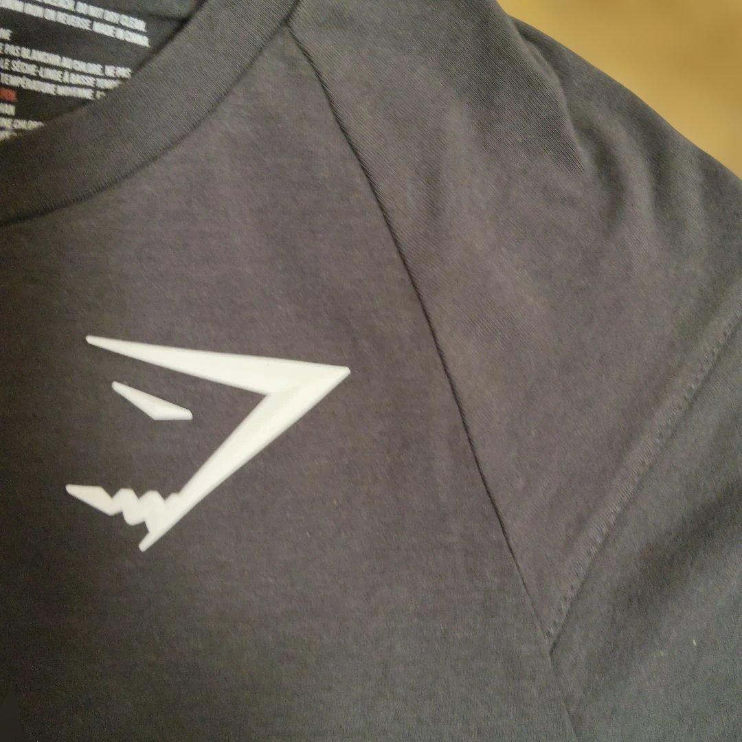.グレー Tシャツ ショートスリーブ .新品