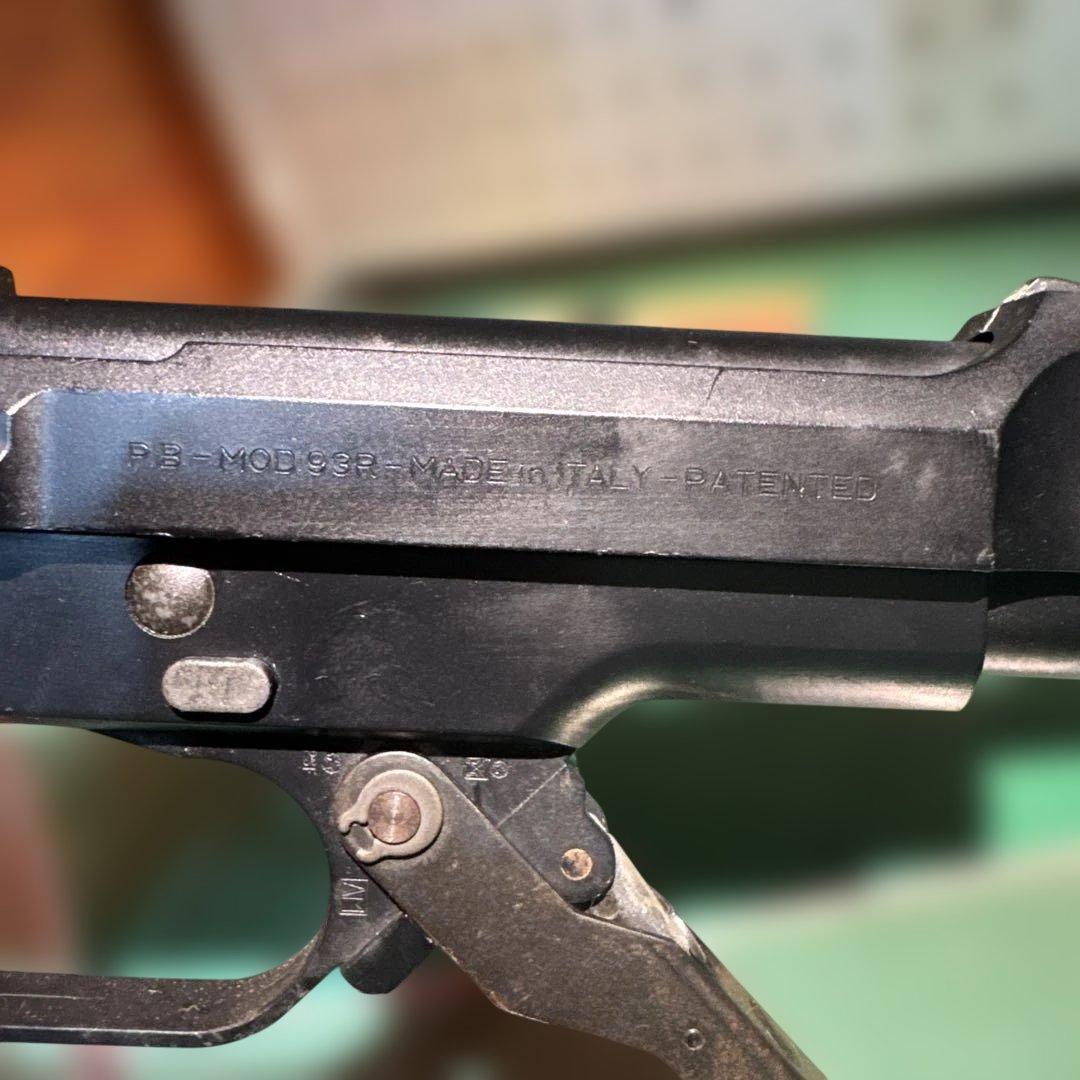 トイガン Pietro beretta M93R KSC