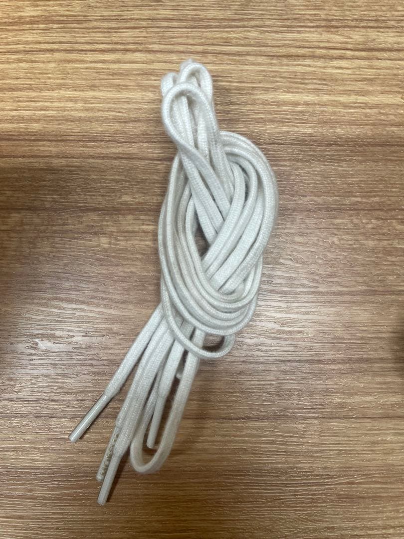 ラスト！ モレリアNEO 4 β 27cm サッカースパイク 美品 人気サイズ！