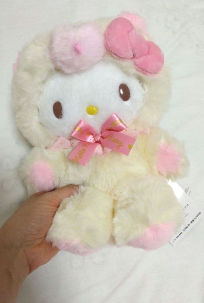 新品 サンリオ ハローキティ くまかぶり ぬいぐるみ 限定品 もさふわドール