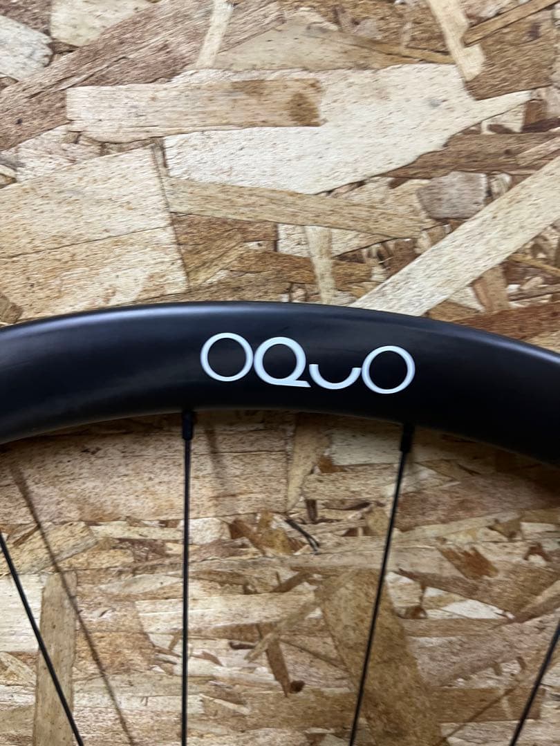 OQUO RP35TEAM 完組ホイール カーボン