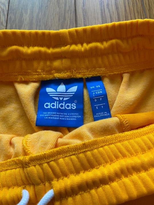 adidas ハーフパンツ