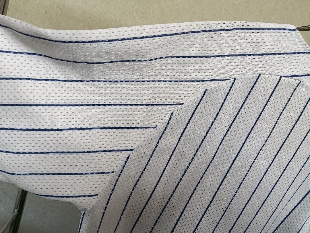 【極美品】横浜ベイスターズ ユニフォーム（シャープ産業製／Mサイズ）