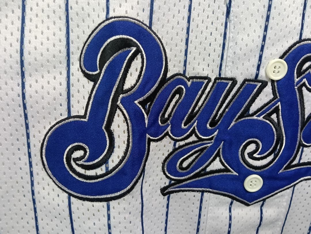 【極美品】横浜ベイスターズ ユニフォーム（シャープ産業製／Mサイズ）