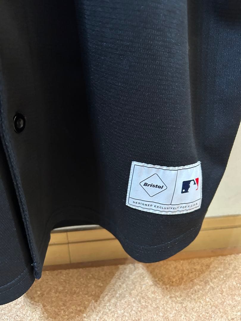 F.C.real bristol ホワイトソックス ベースボールシャツ 黒L