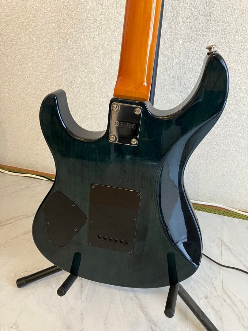 （Desman Artadewa）YAMAHA PACIFICA 612