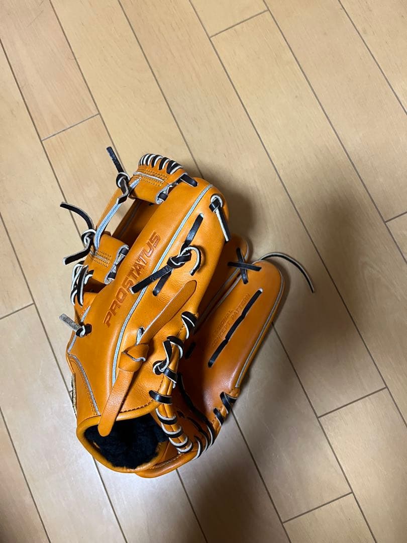 ゼットプロステイタス軟式グローブ　サイズ4