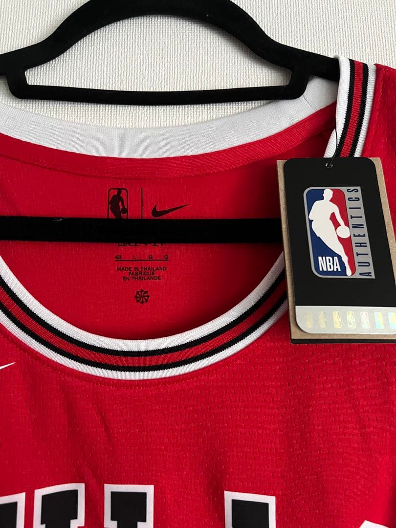 バスケ NBA ブルズ　デマー・デローザン #11　ユニフォーム　新品
