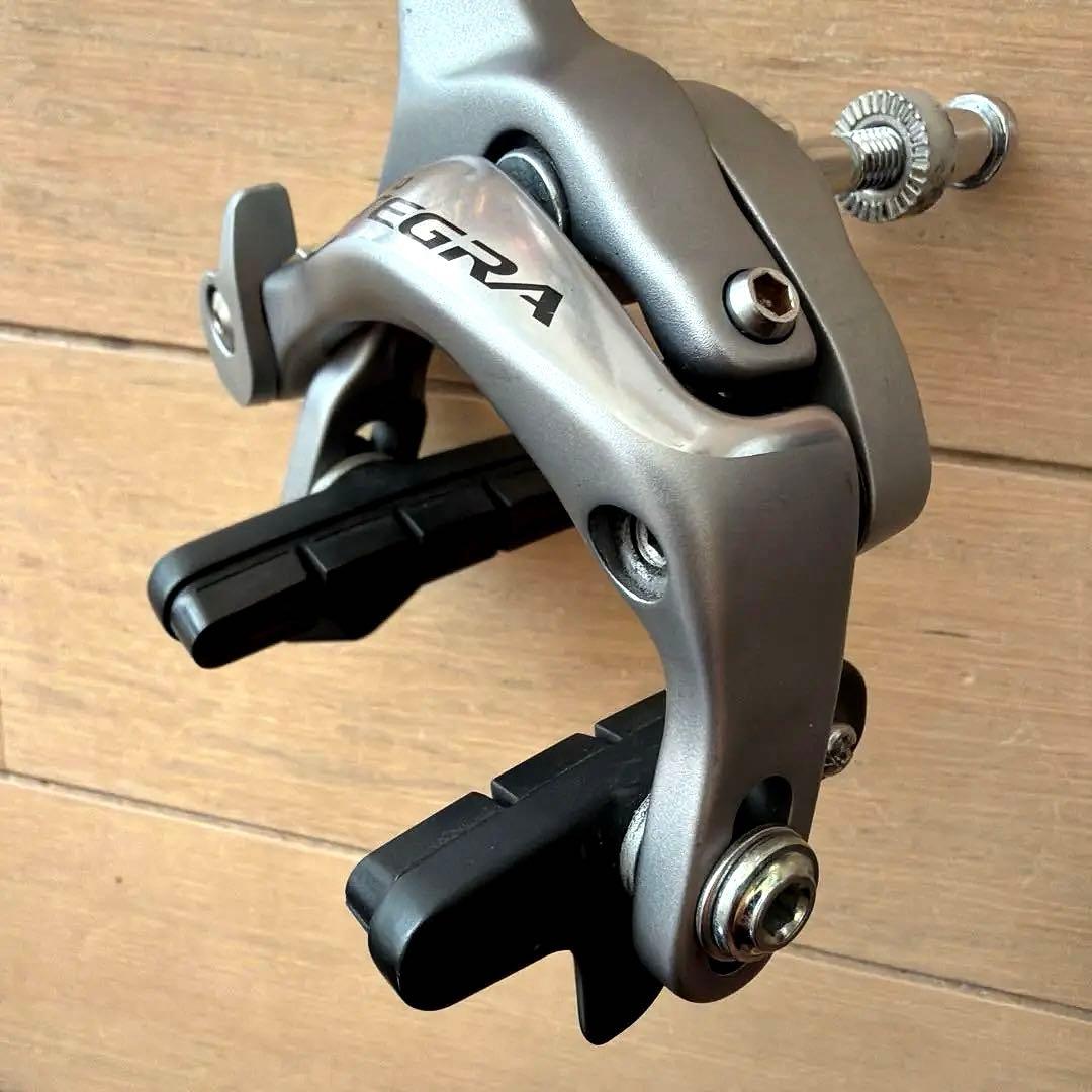 Shimano Ultegra BR-6700キャリパーブレーキ シルバー