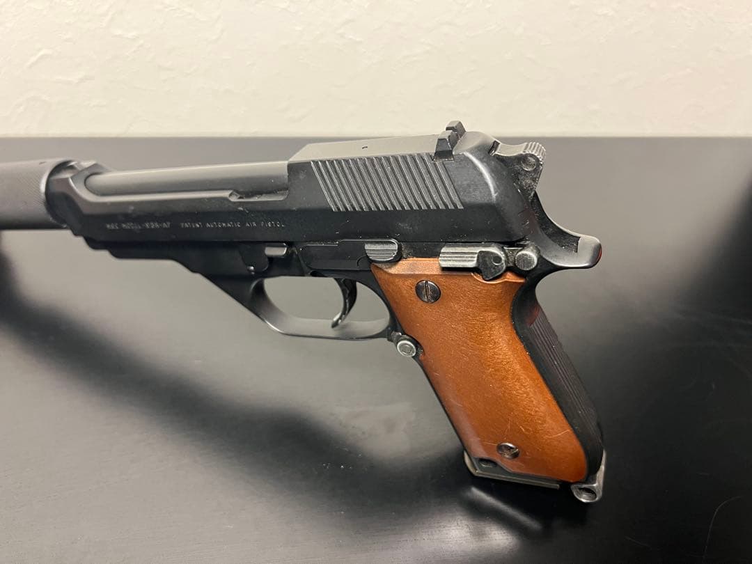 YSC MODEL 93R-AP ガスガン サプレッサー付き