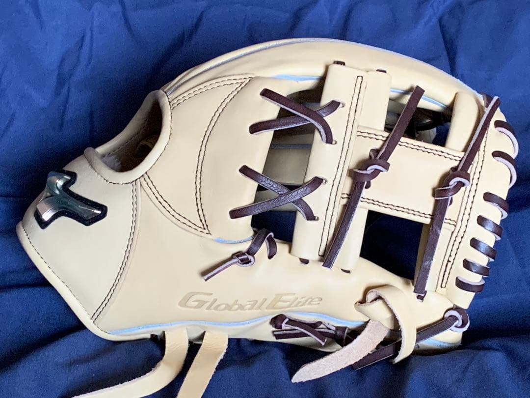 【ミズノ・グローバルエリート】軟式 内野手用グローブ