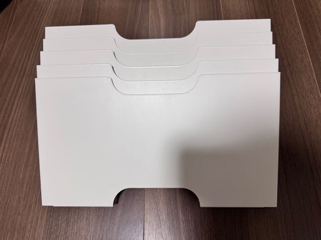 【廃盤品】IKEA KVISSLE クヴィッスレ 新聞ラック