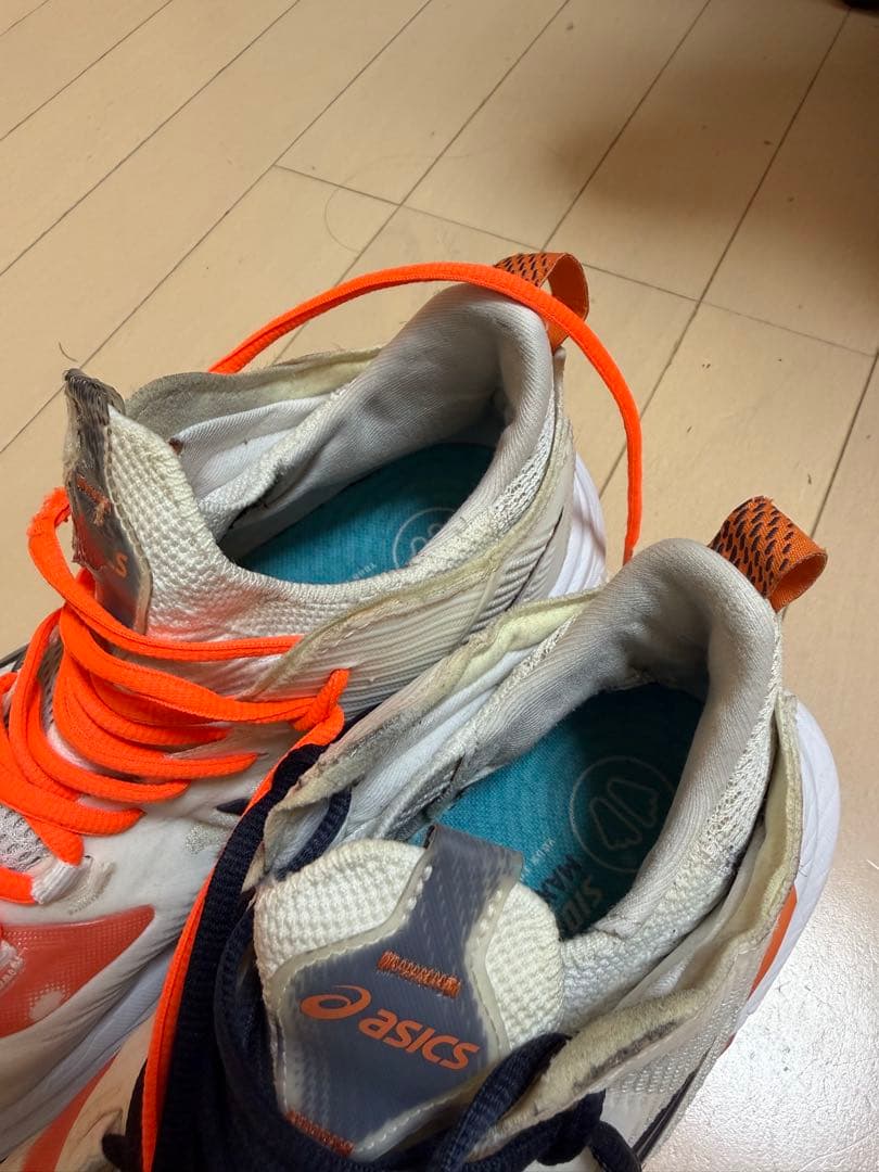 ASICS メタライズ2 27.0