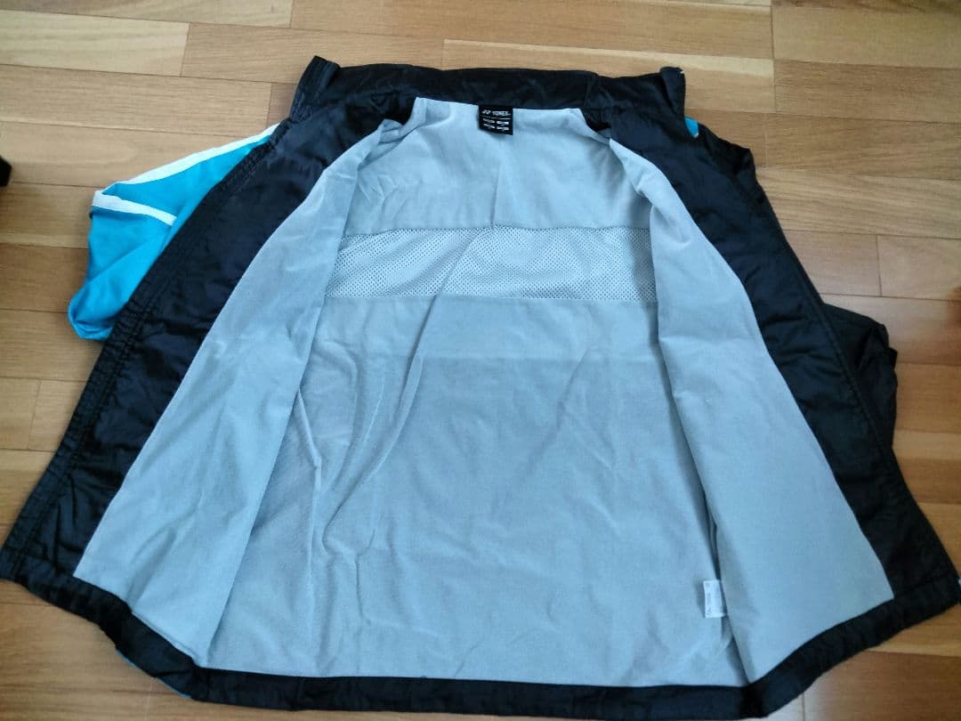 YONEX ジャケット 青/黒　男女兼用