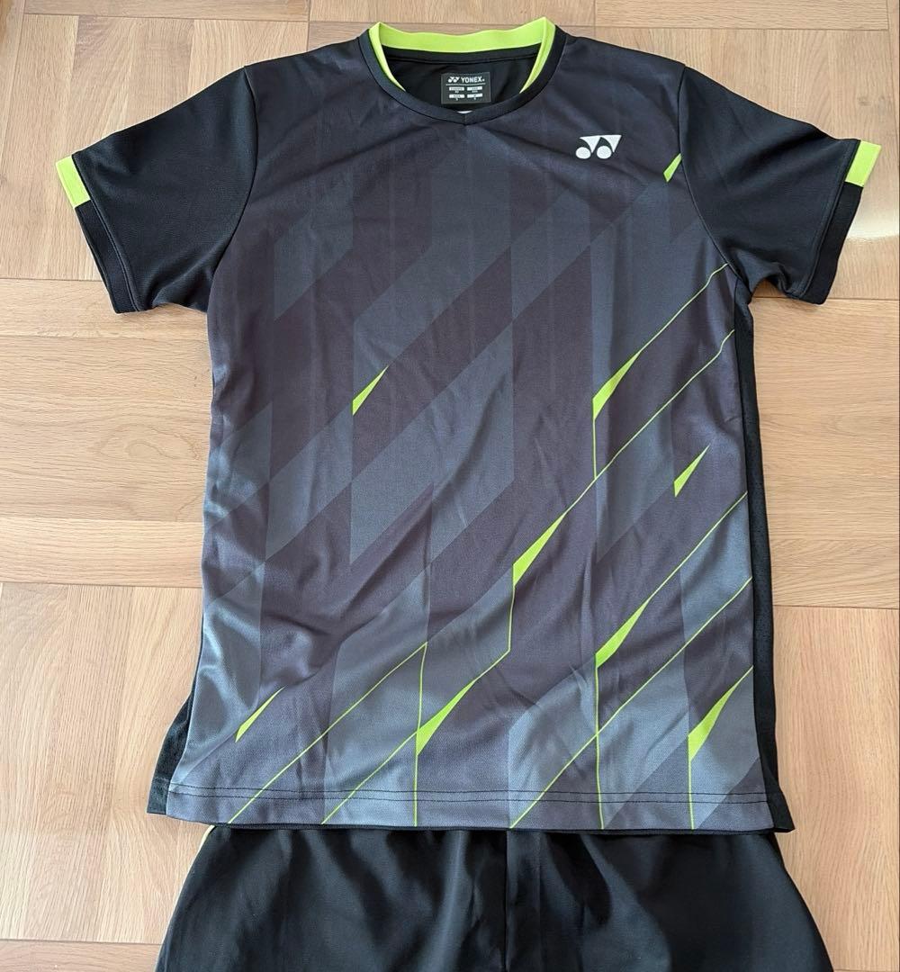 YONEX 未使用バドミントンウェア 上下セット　Sサイズ