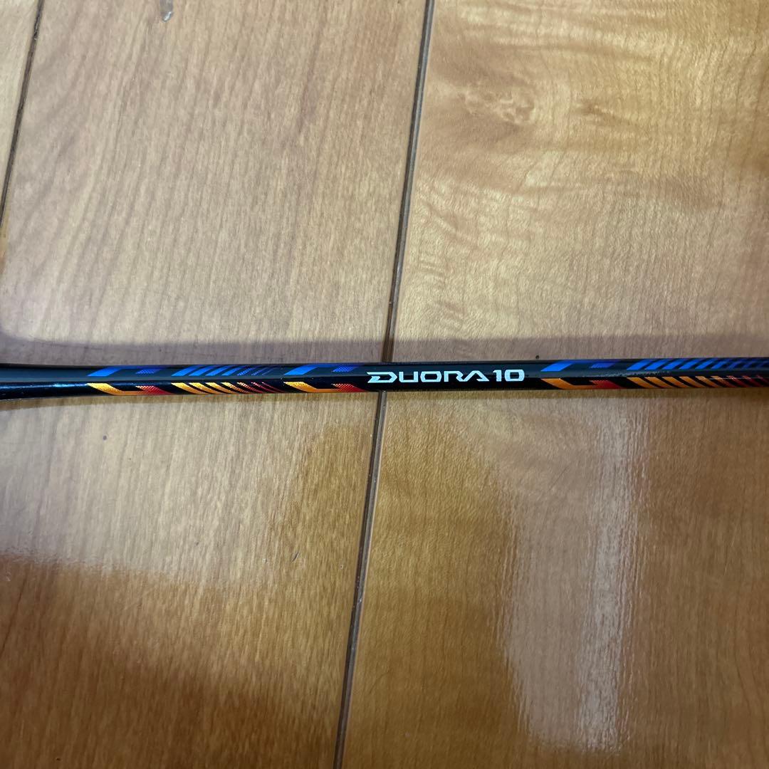バドミントンラケット YONEXデュオラ10