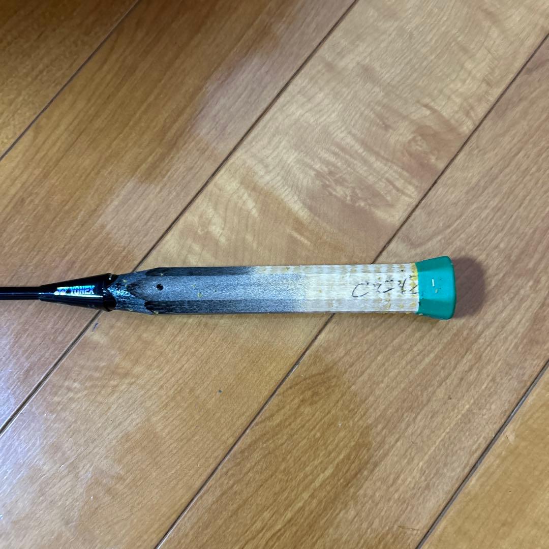 バドミントンラケット YONEXデュオラ10
