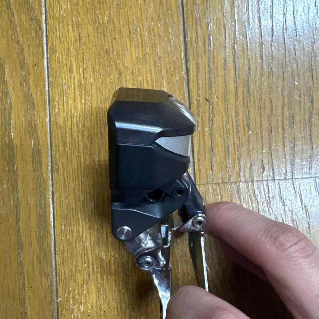 SHIMANO ULTEGRA FD-R8050 フロントディレーラー