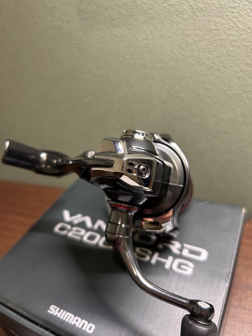 SHIMANO 20VANFORD C2000SHG スピニングリール