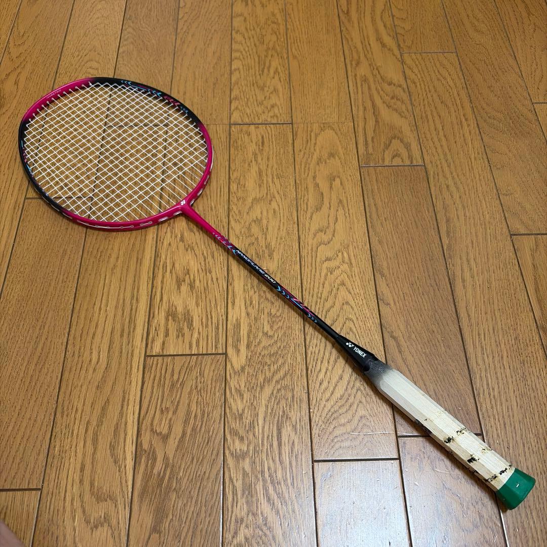 ラケット YONEX NANOFLARE200
