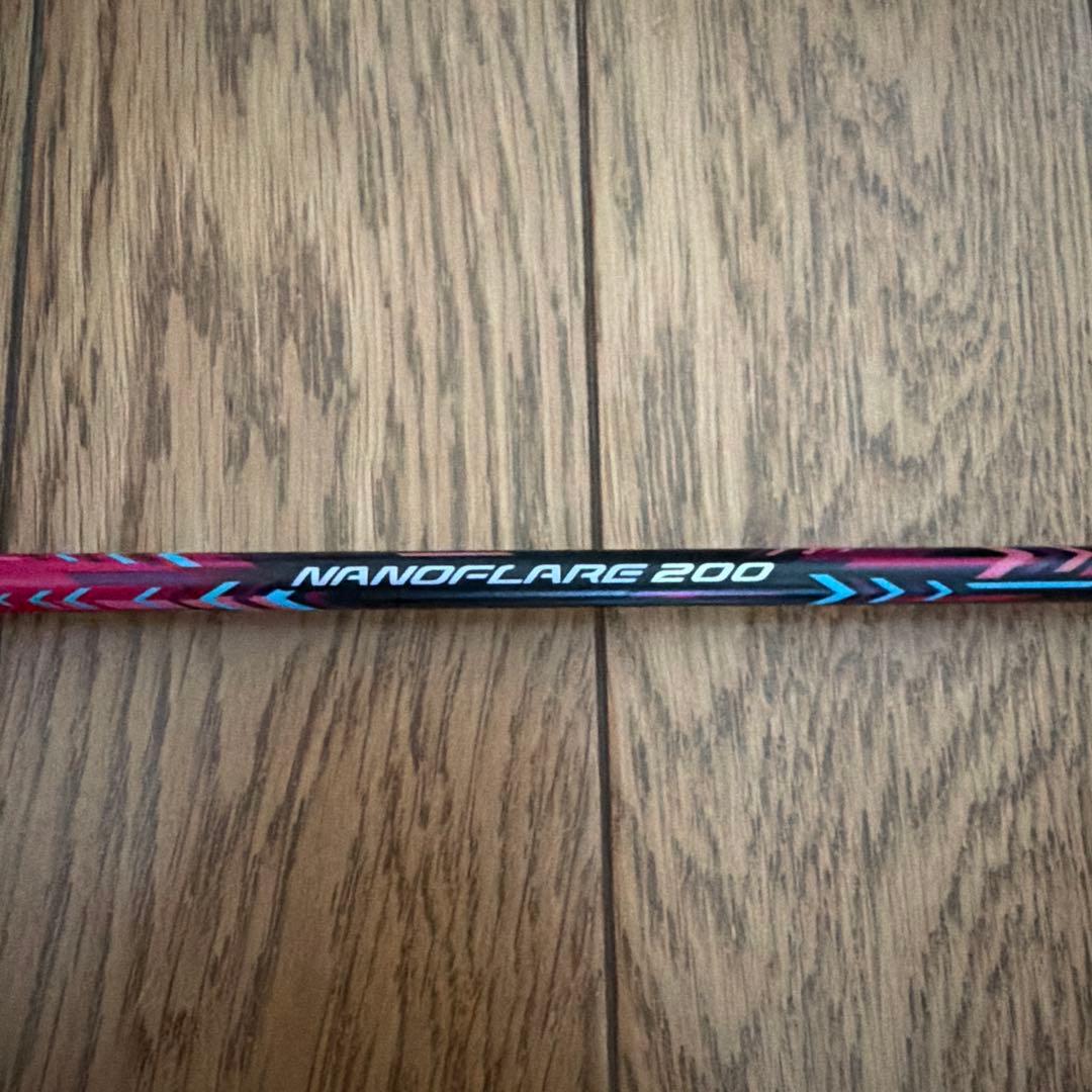 ラケット YONEX NANOFLARE200