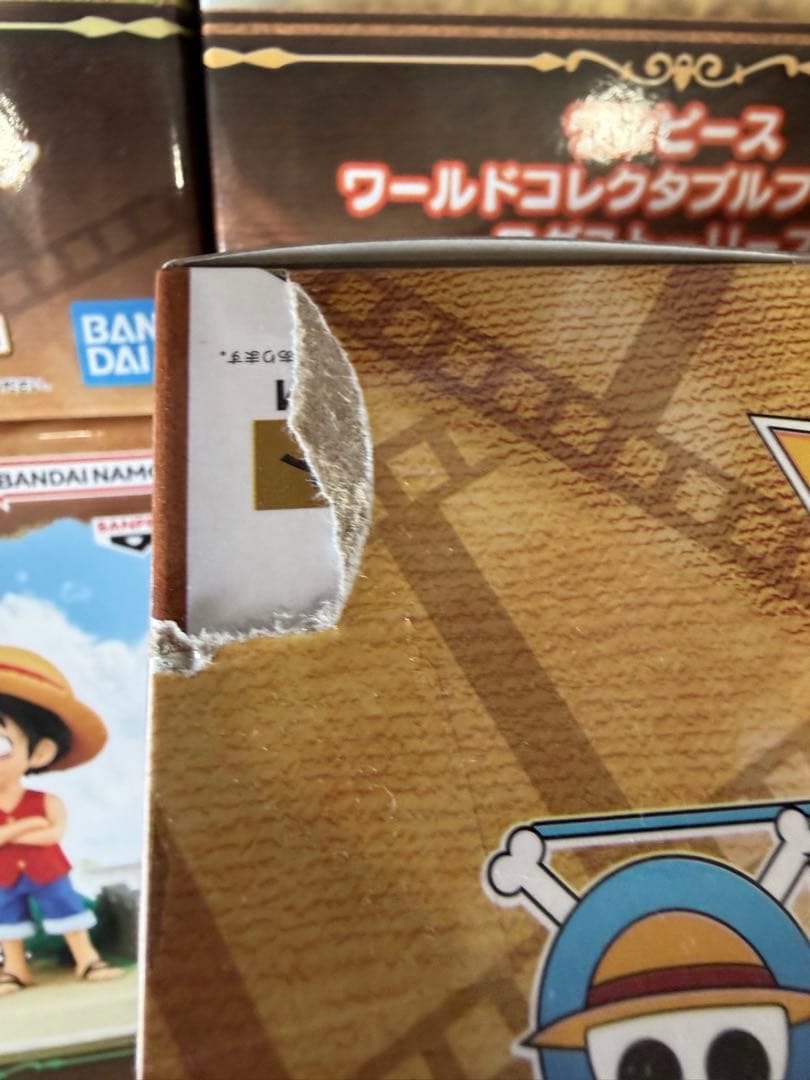 ワンピース　ワールドコレクタブル　フィギュア