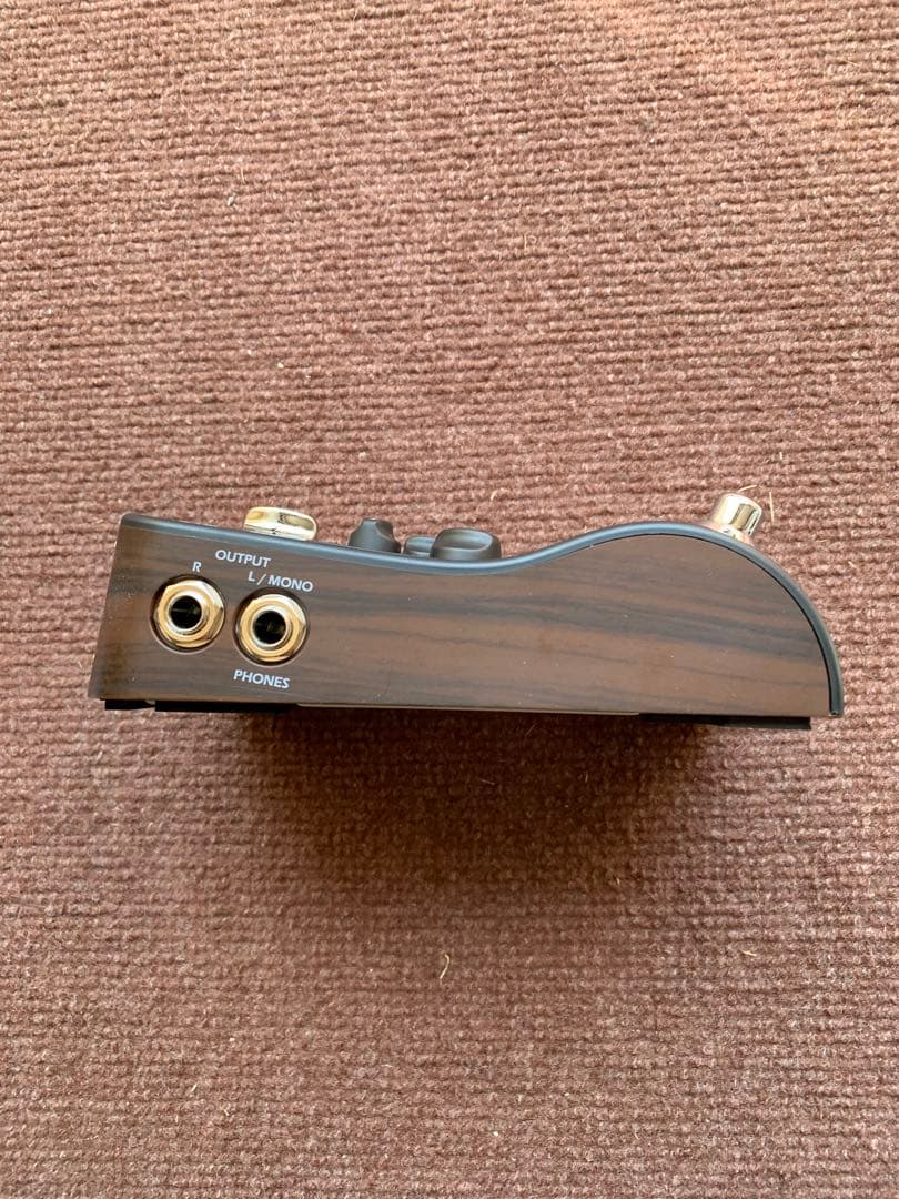 zoom AC-2 アコースティックギターエフェクター
