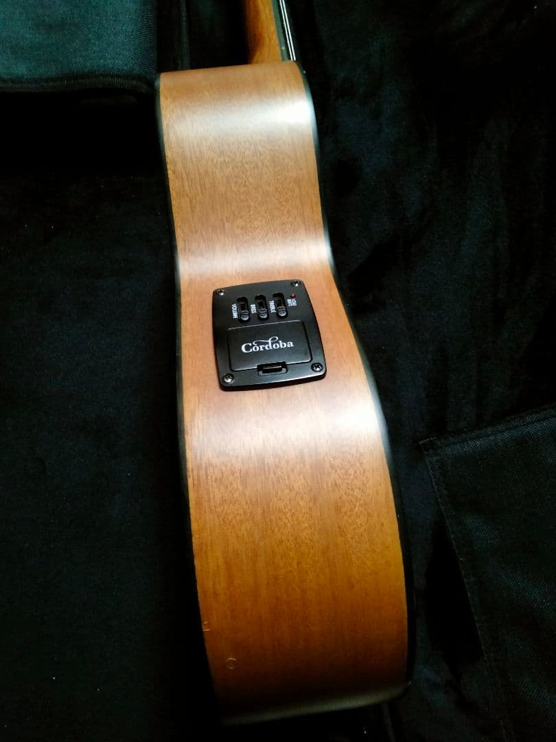 Cordoba Guilele CE ミニエレガットギター コルドバ 生産完了