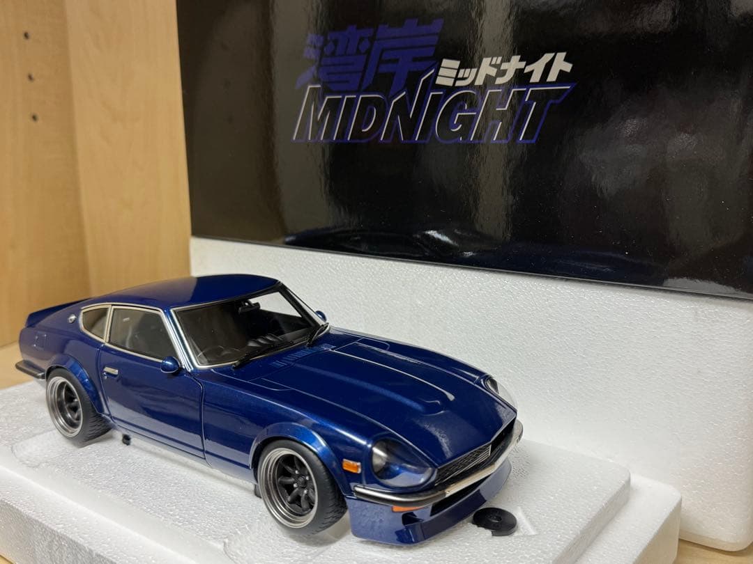 AUTOart 1/18フェアレディZ (S30)「湾岸ミッドナイト」悪魔のZ