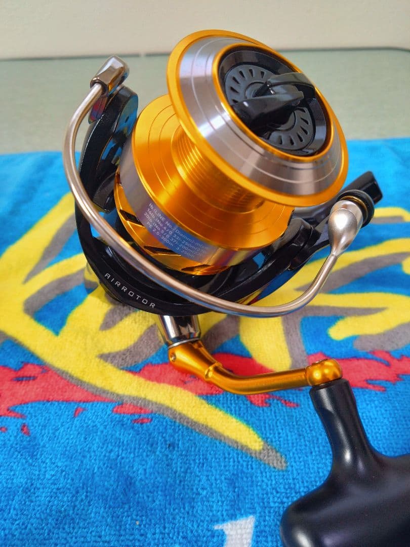 Daiwa 15 レブロス REVROS 4000 スピニングリール