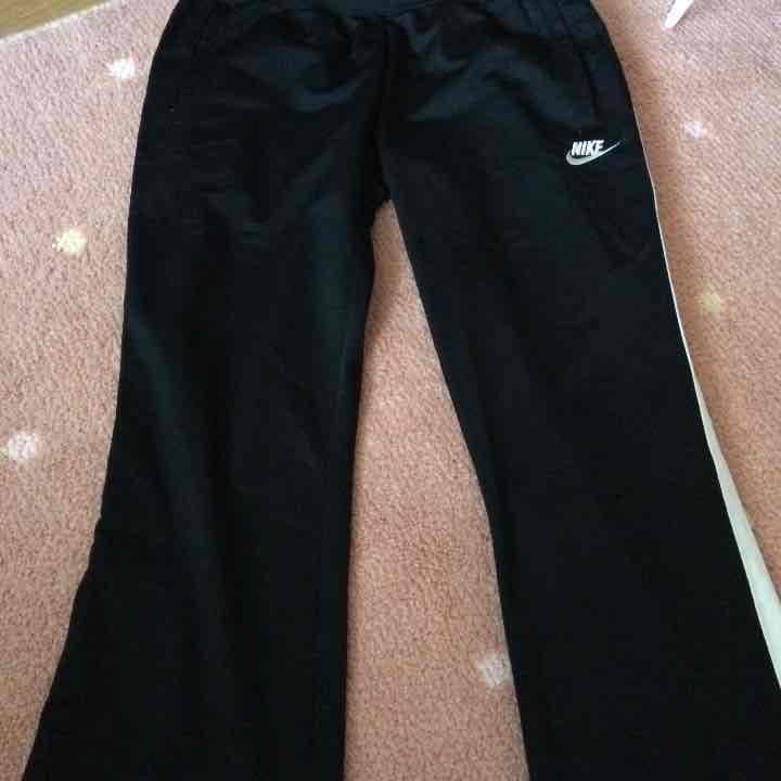 nike 上下ジャージ