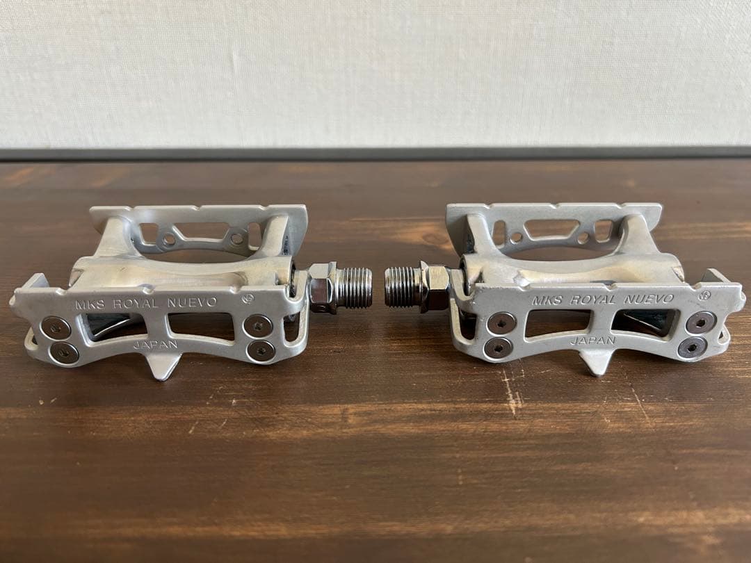 mks  nuevo 三ヶ島　トゥークリップ付き　美品