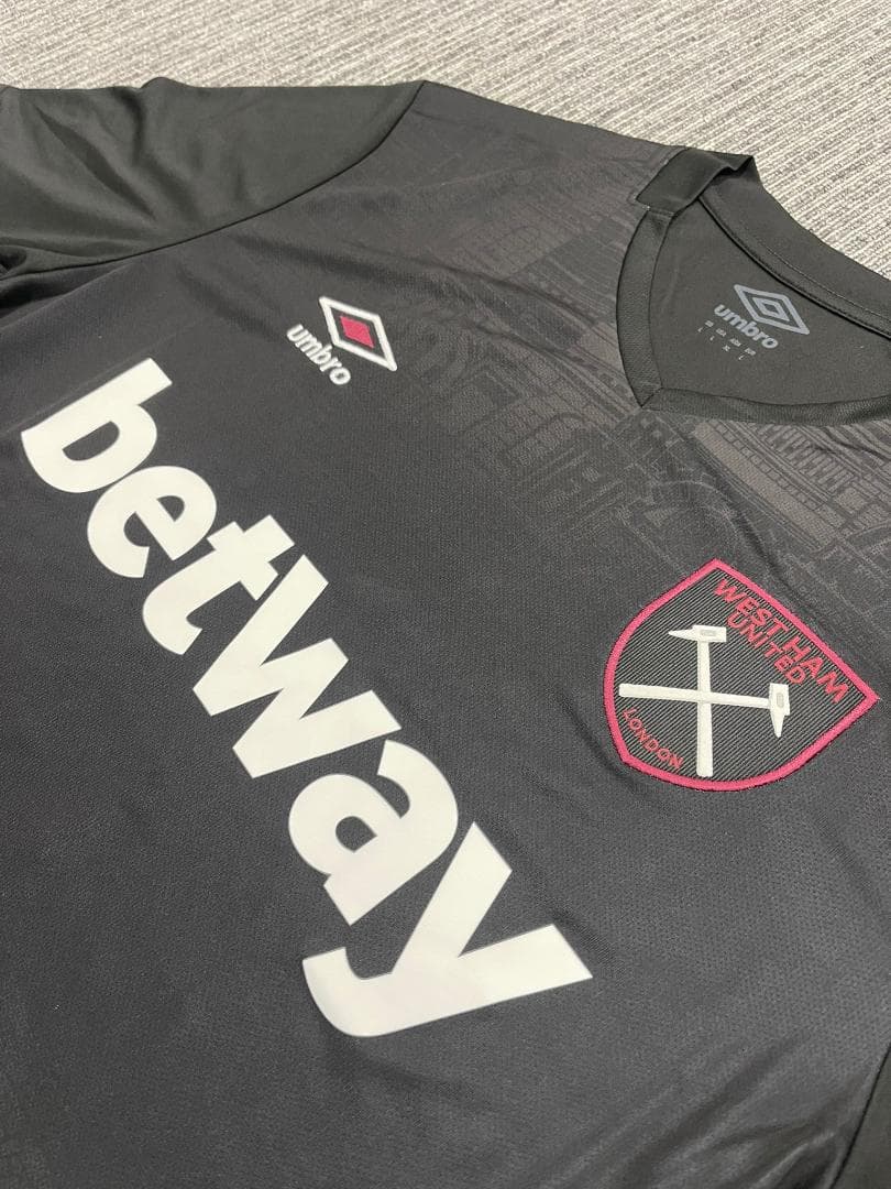 新品 ウェストハム・ユナイテッド AWAY ユニフォーム 海外 L サイズ
