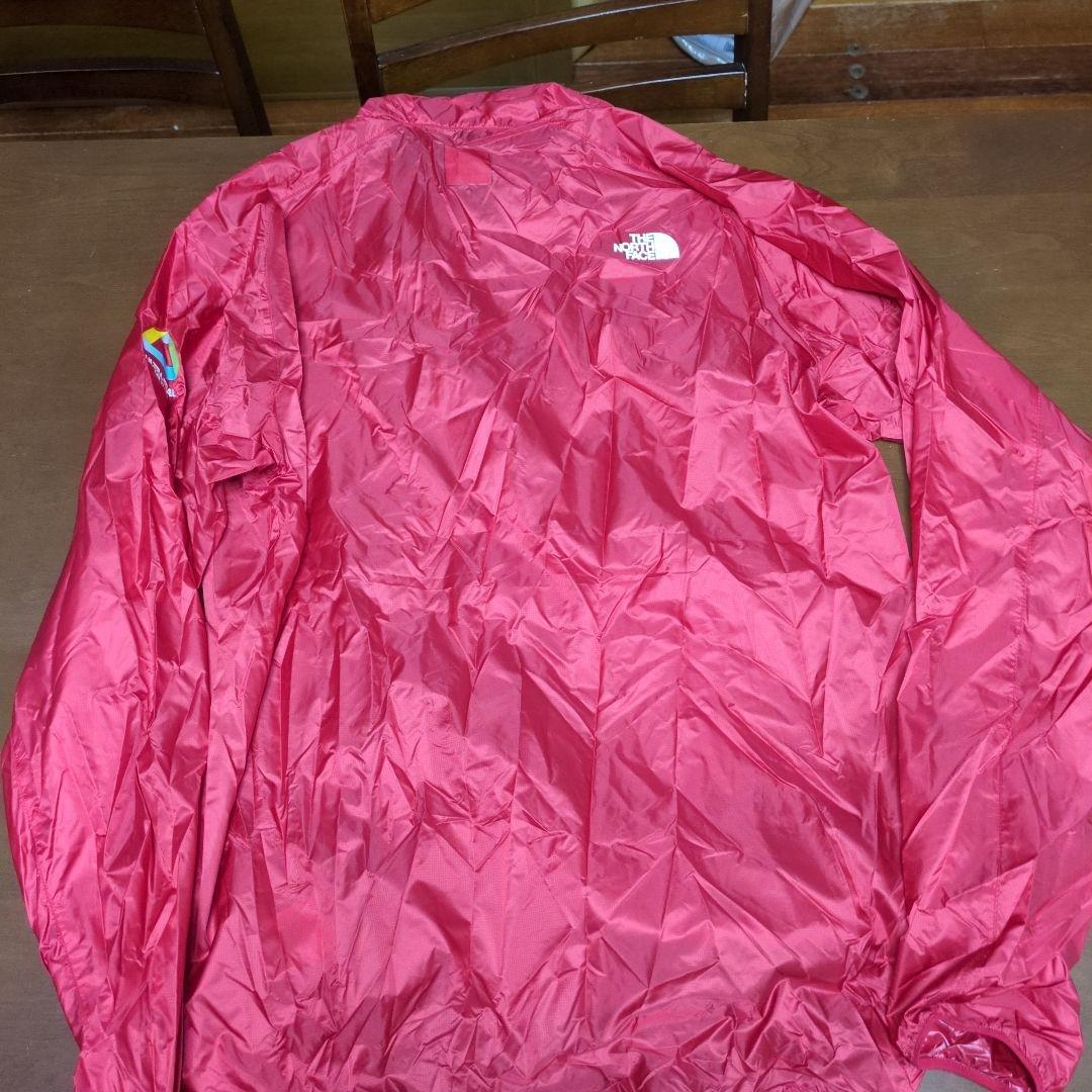 THE NORTH FACE ウインドブレーカー