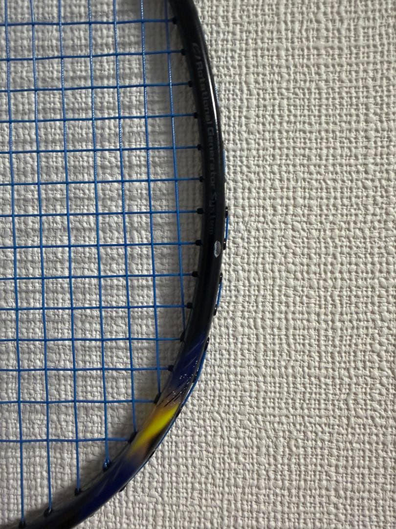 F4ASTROX77 アトロクス77 4U5G バトミントンラケット 廃盤