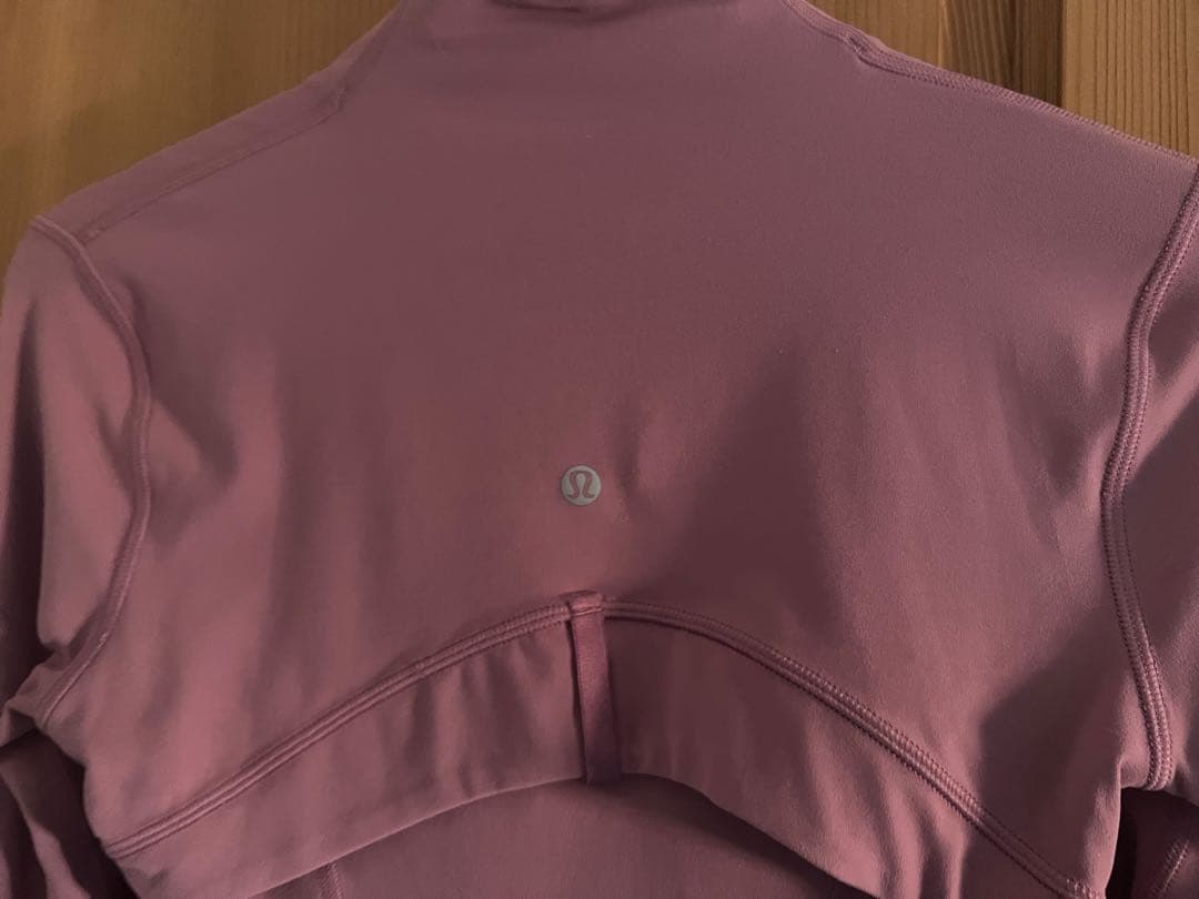 lululemonルルレモン DifineジャケットNulu size 4