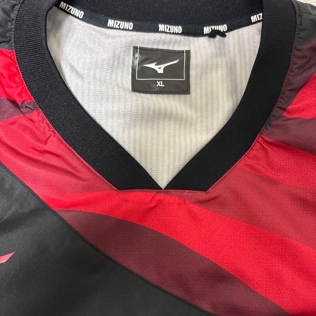 Mizuno 長袖ジャケット 黒 赤