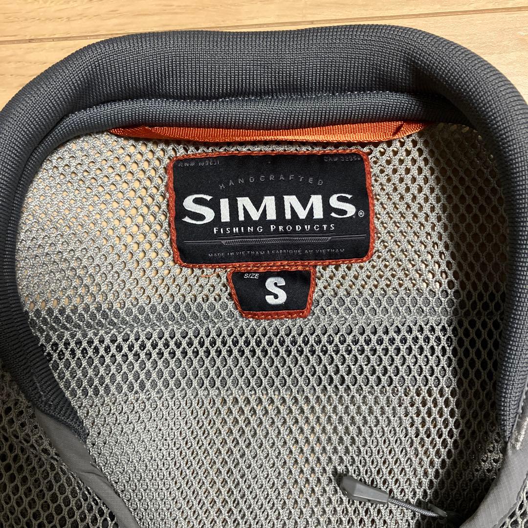 SIMMS メッシュベスト　フィッシングベスト　サイズS釣り　渓流