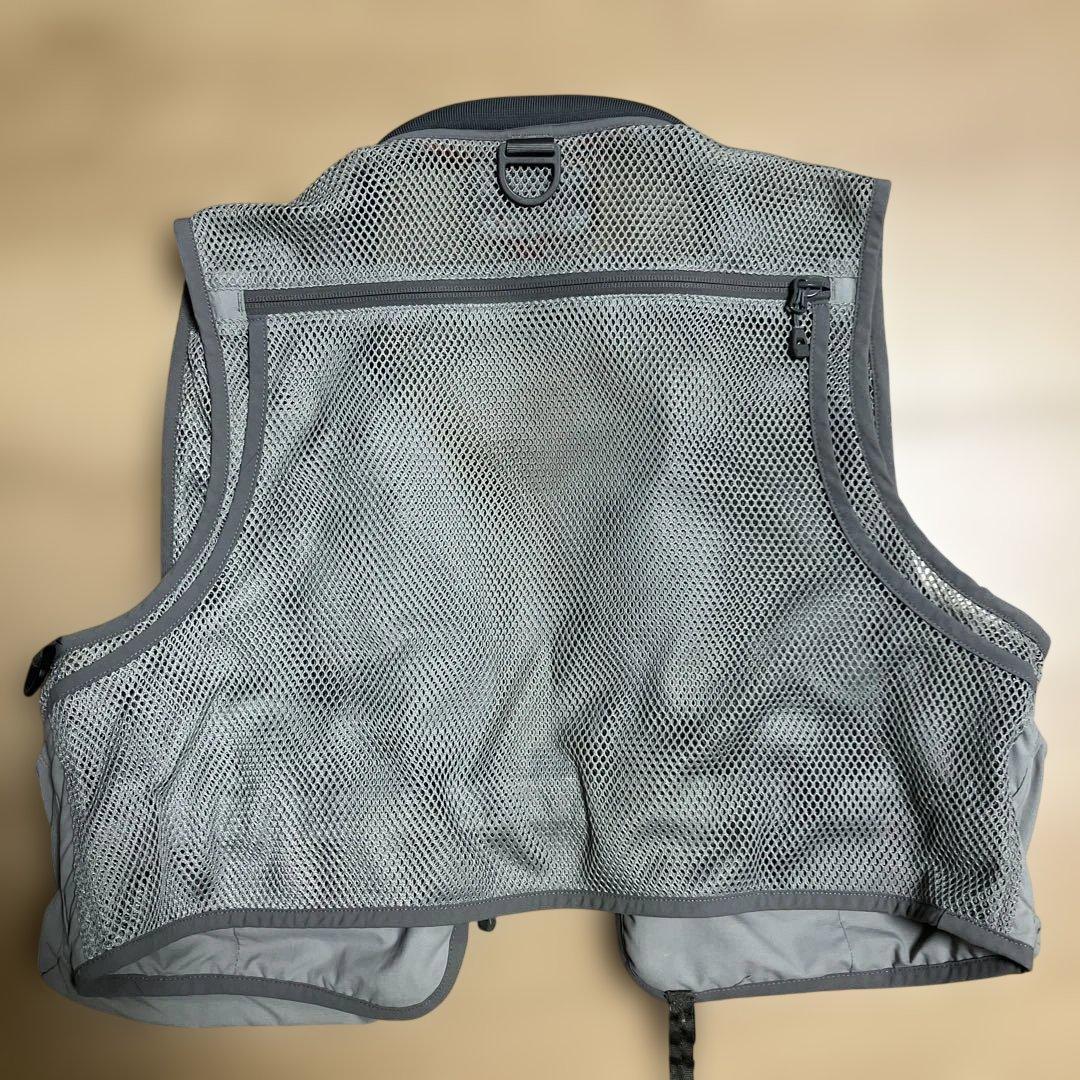 SIMMS メッシュベスト　フィッシングベスト　サイズS釣り　渓流