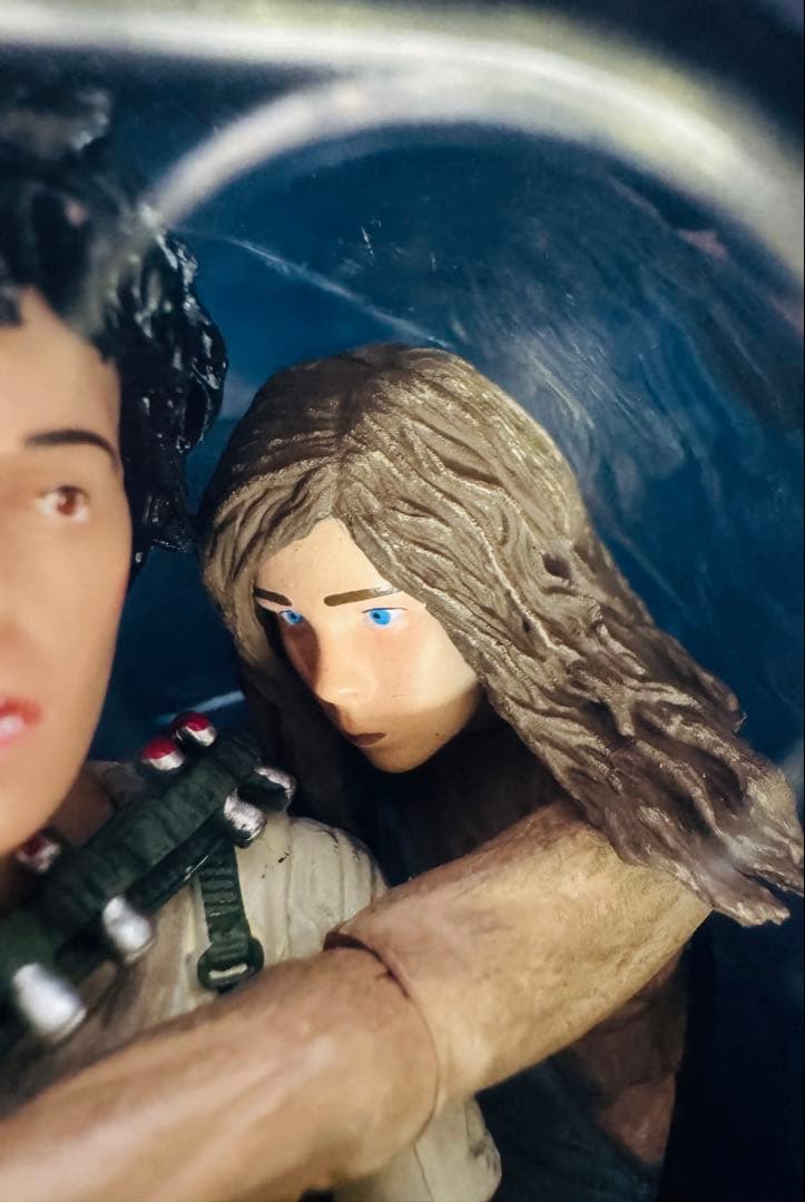 新品未使用⭐︎NECA 30周年記念⭐︎エイリアン ニュート&リプリー フィギュア