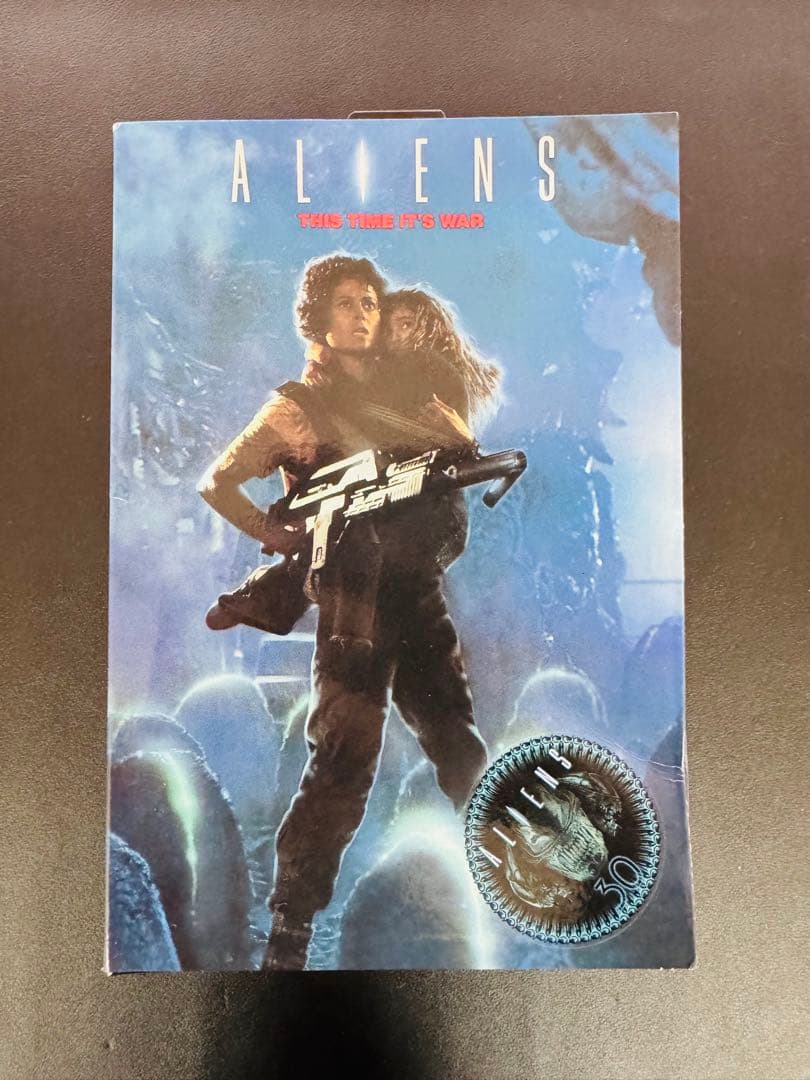新品未使用⭐︎NECA 30周年記念⭐︎エイリアン ニュート&リプリー フィギュア